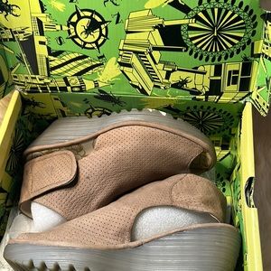 Fly London Women's Yahl700fly Ankle Platform Wedge Booties